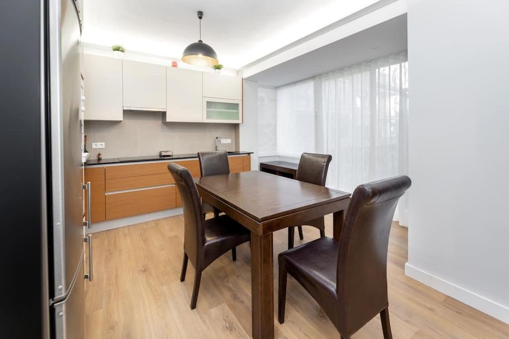 Precioso Piso Con Terraza En Centro De Granada Apartment Ngoại thất bức ảnh